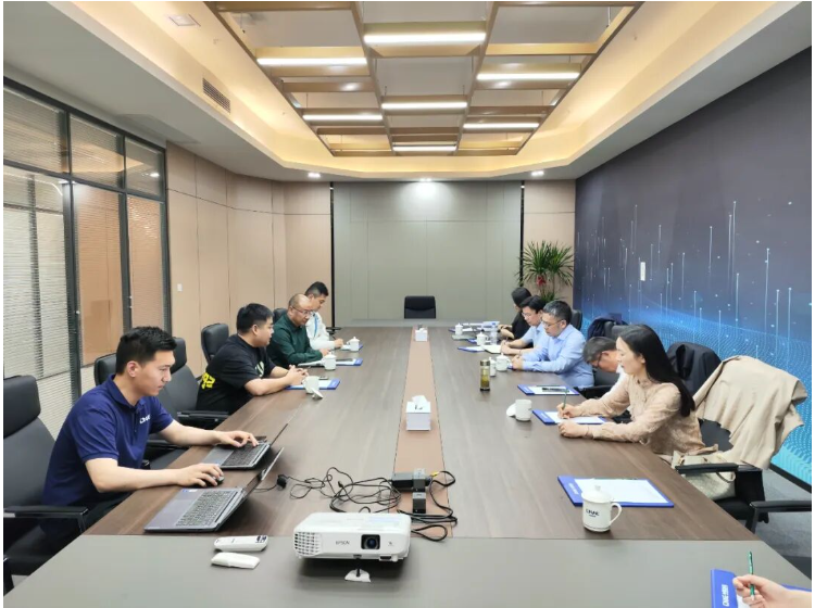 欢迎中南大学代表团到访CNAE扬州中钠共商校企合作